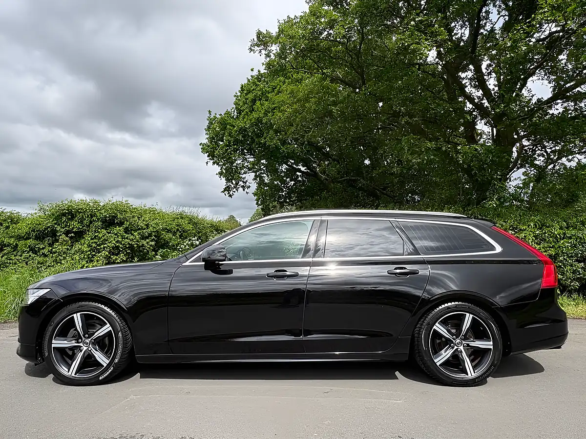 Used 2018 Volvo V90 R-Design Black - Interior and Exterior details 4