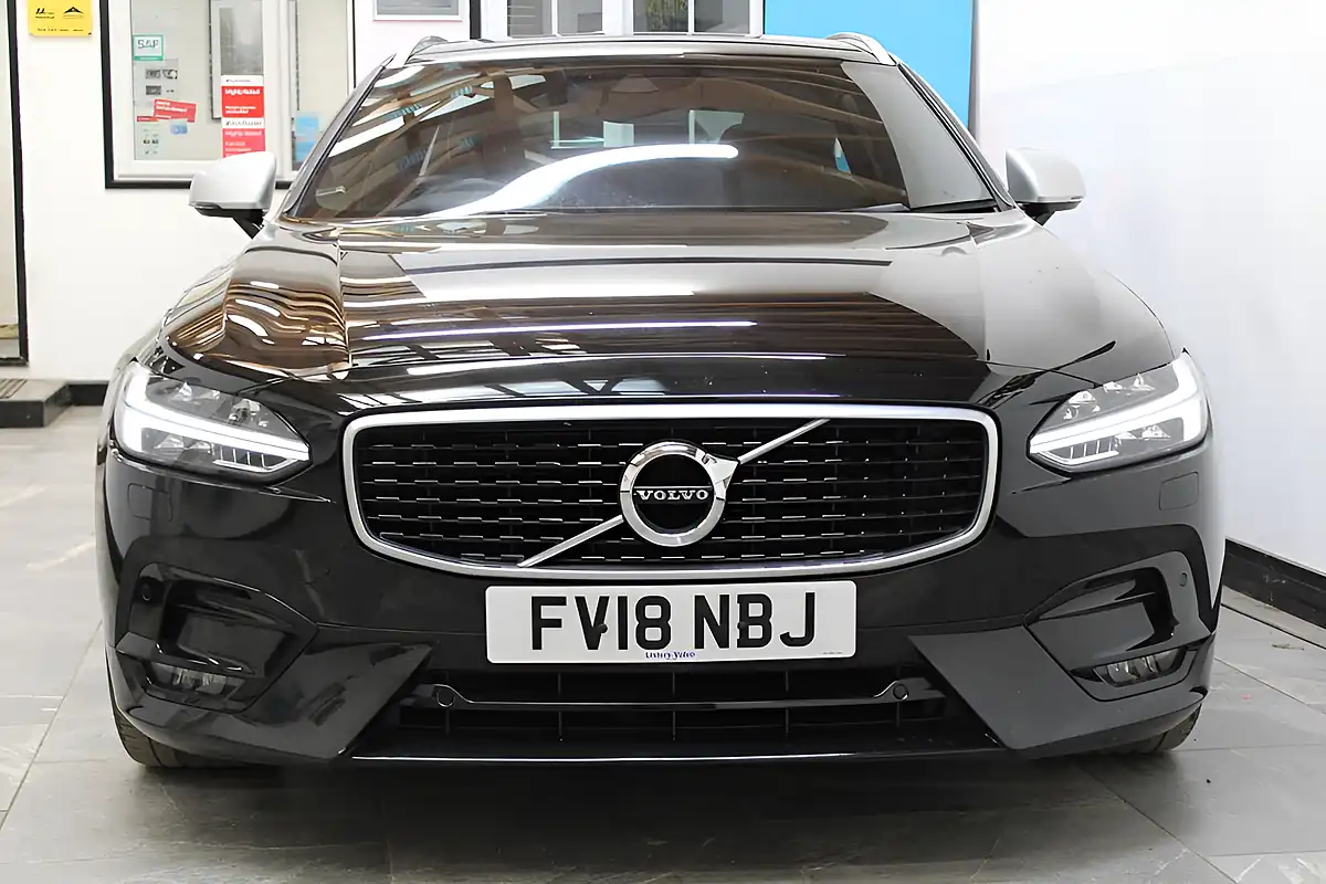 Used 2018 Volvo V90 R-Design Black - Interior and Exterior details 4