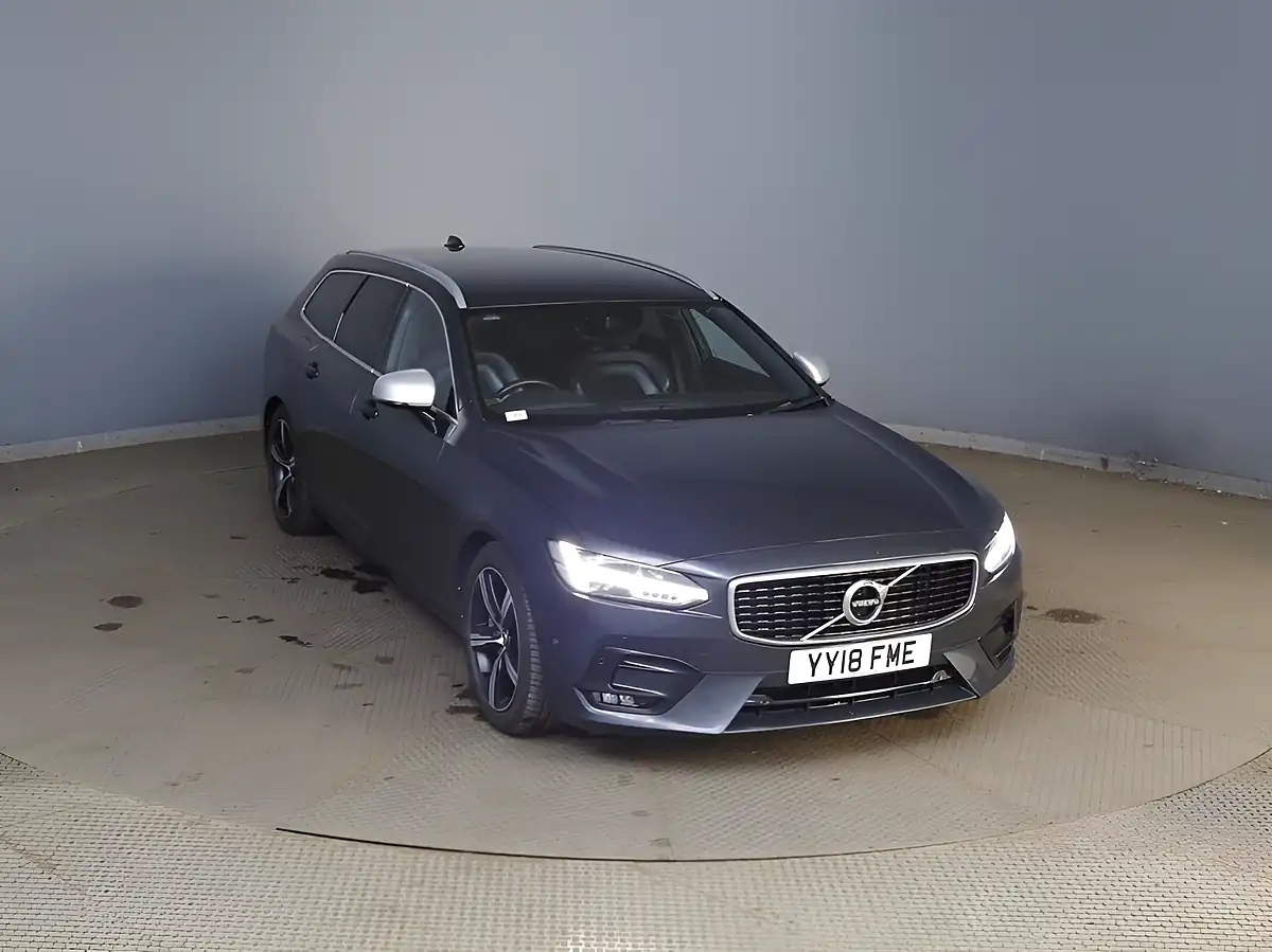 Used 2018 Volvo V90 R-Design Grey - Interior and Exterior details 7