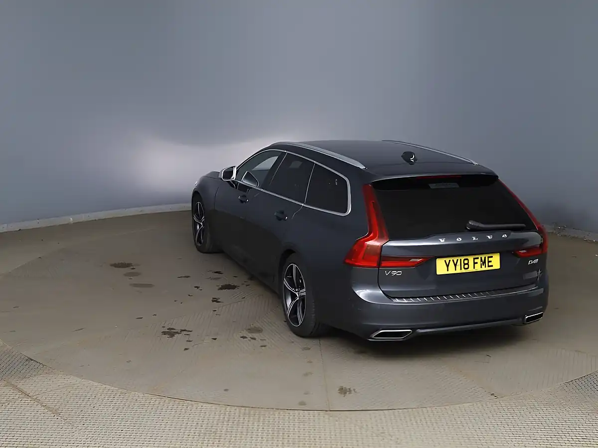 Used 2018 Volvo V90 R-Design Grey - Interior and Exterior details 8