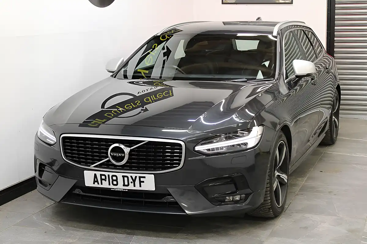 Used 2018 Volvo V90 R-Design Grey - Interior and Exterior details 14