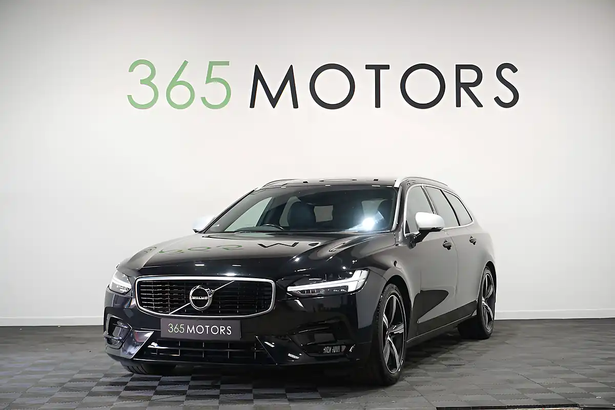 Used 2018 Volvo V90 R-Design Onyx Black - Front View