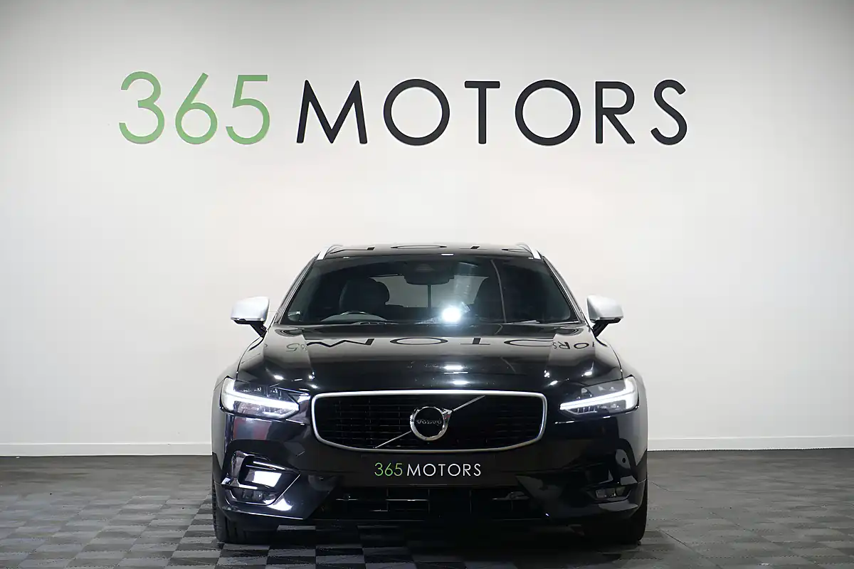 Used 2018 Volvo V90 R-Design Onyx Black - Interior and Exterior details 6