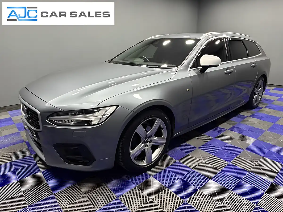 Used 2018 Volvo V90 R-Design Osmium Grey - Front View