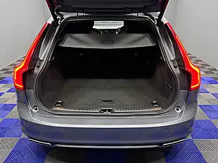 Used 2018 Volvo V90 R-Design Osmium Grey - Interior and Exterior details 18