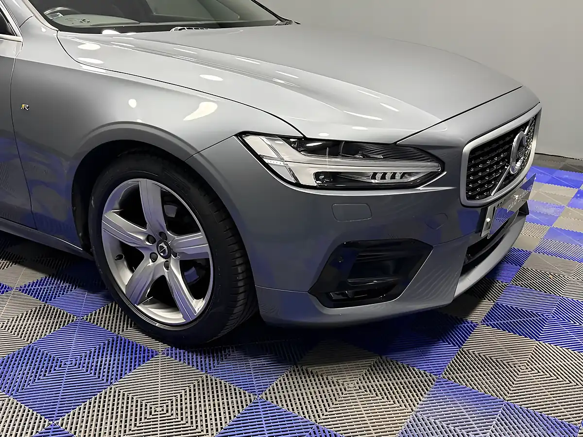 Used 2018 Volvo V90 R-Design Osmium Grey - Interior and Exterior details 3