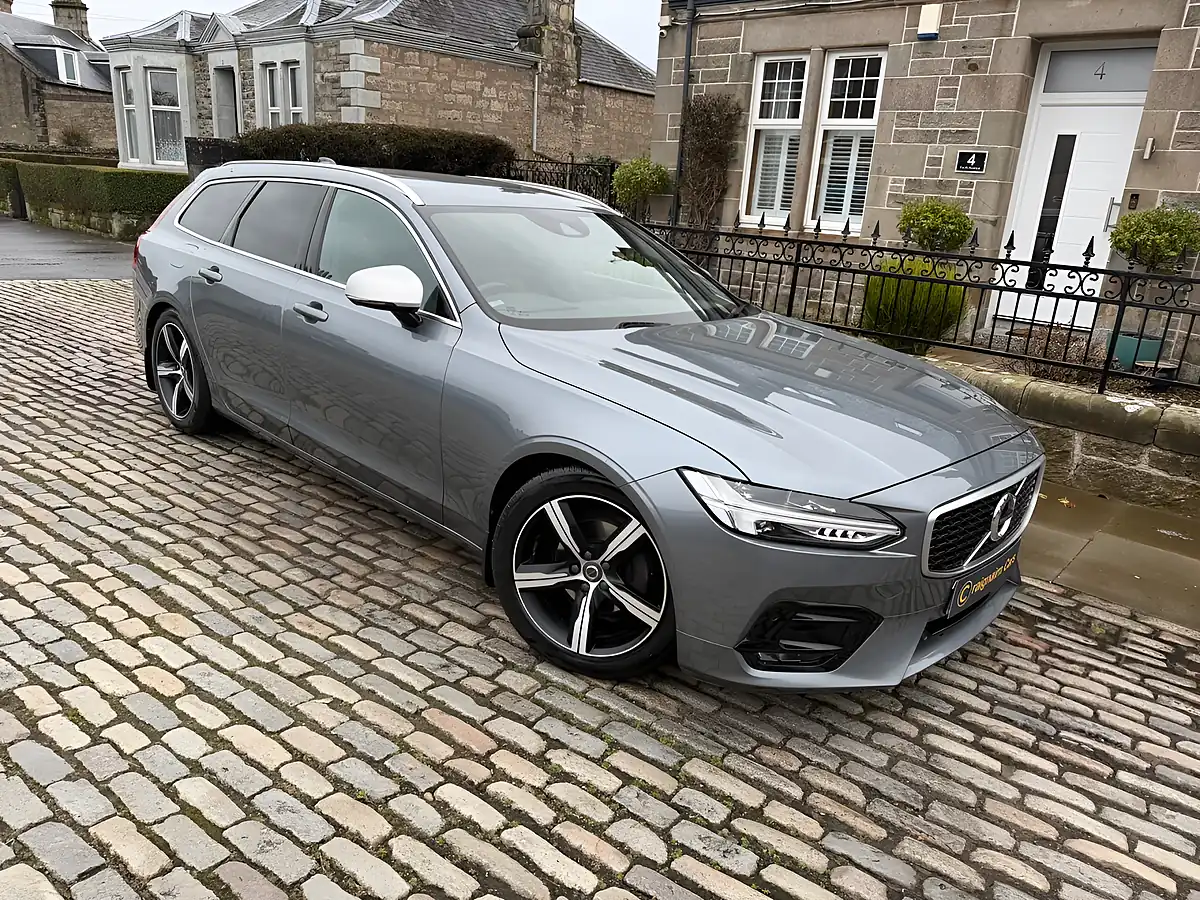 Used 2018 Volvo V90 R-Design Osmium Grey - Front View