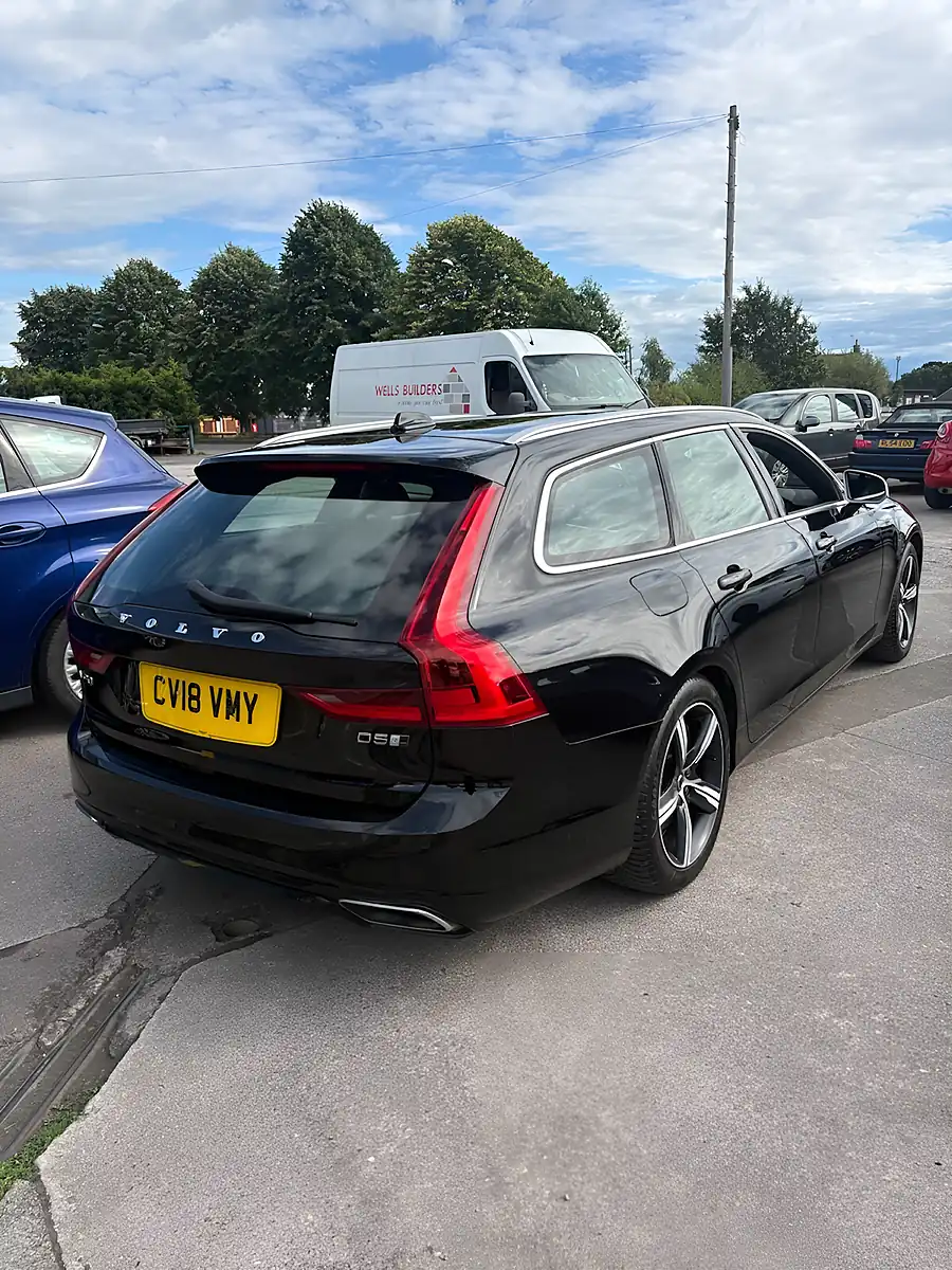 Used 2018 Volvo V90 R-Design Pro Black - Interior and Exterior details 4