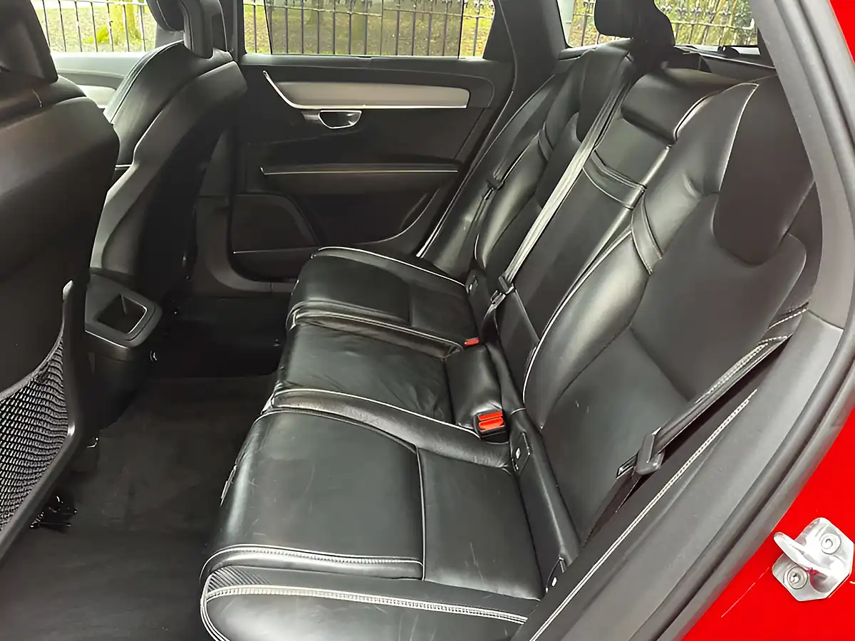 Used 2018 Volvo V90 R-Design Pro Passion Red - Interior and Exterior details 16