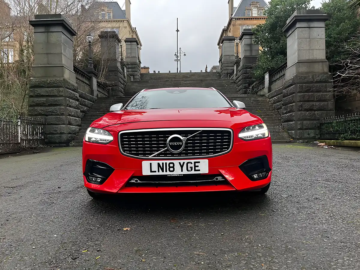 Used 2018 Volvo V90 R-Design Pro Passion Red - Interior and Exterior details 4