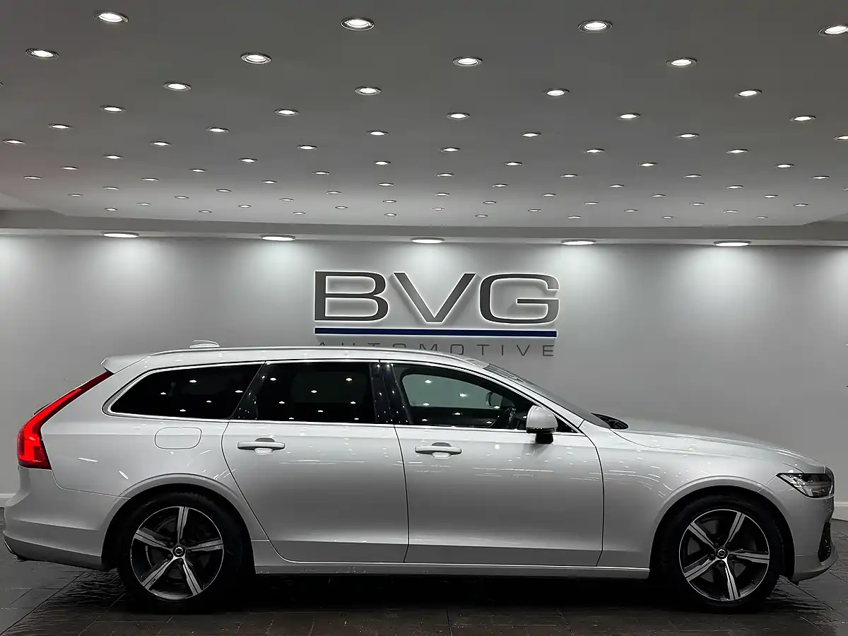 Used 2018 Volvo V90 R-Design Pro Silver - Interior and Exterior details 8