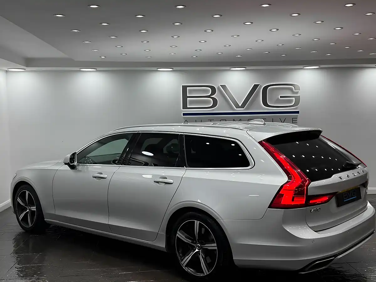 Used 2018 Volvo V90 R-Design Pro Silver - Interior and Exterior details 9