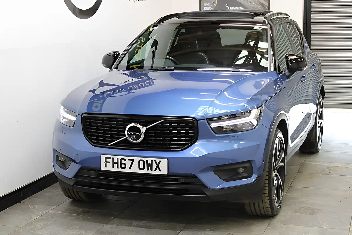 Used 2018 Volvo XC40 First Edition Blue - Interior and Exterior details 13