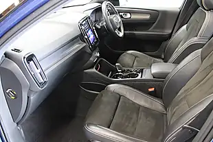 Used 2018 Volvo XC40 First Edition Blue - Interior and Exterior details 14