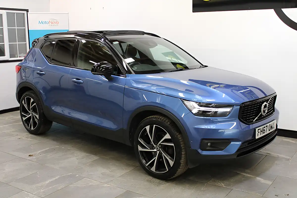 Used 2018 Volvo XC40 First Edition Blue - Interior and Exterior details 5