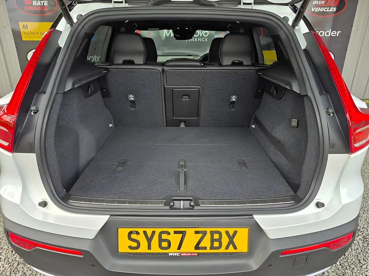 Used 2018 Volvo XC40 First Edition Crystal White - Interior and Exterior details 11
