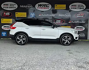 Used 2018 Volvo XC40 First Edition Crystal White - Interior and Exterior details 5