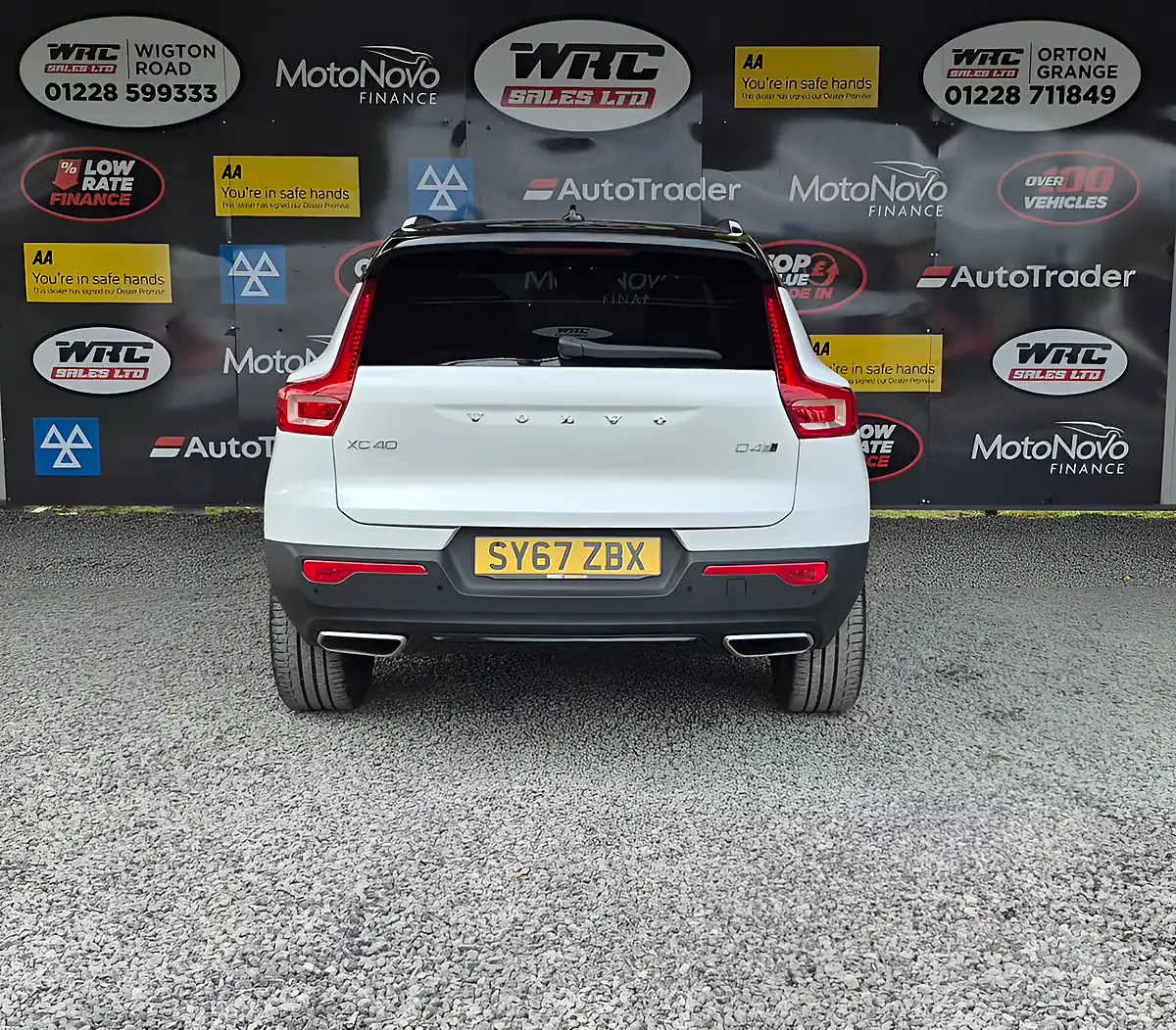 Used 2018 Volvo XC40 First Edition Crystal White - Interior and Exterior details 7