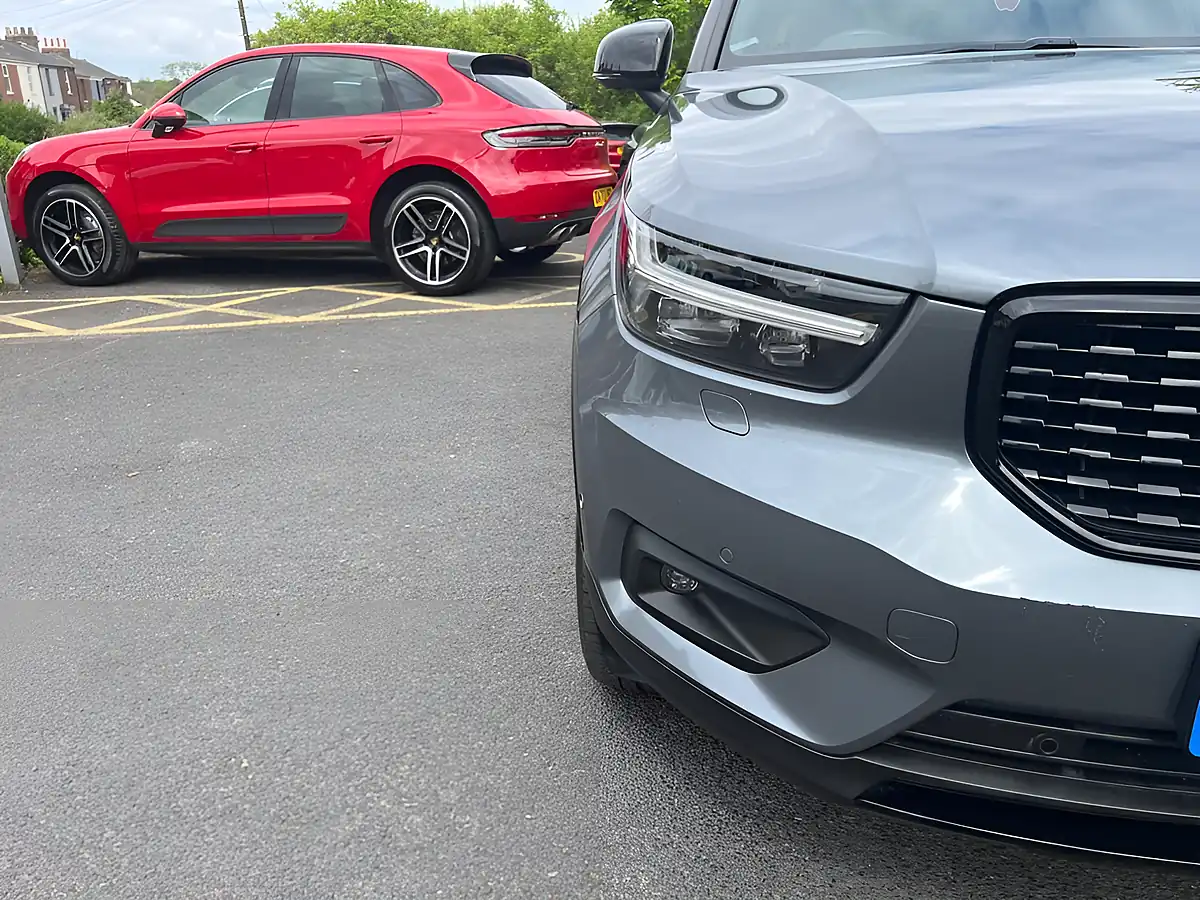 Used 2018 Volvo XC40 First Edition Grey - Interior and Exterior details 10