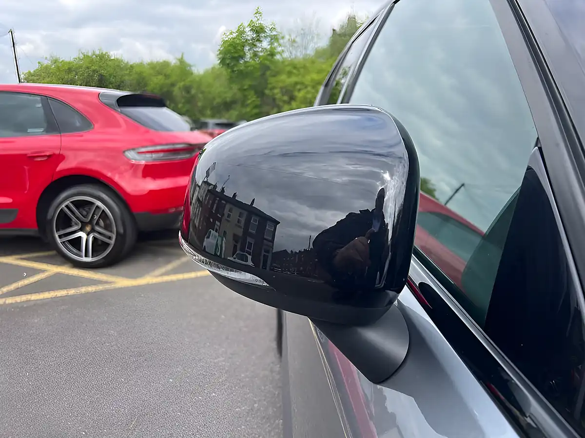 Used 2018 Volvo XC40 First Edition Grey - Interior and Exterior details 11