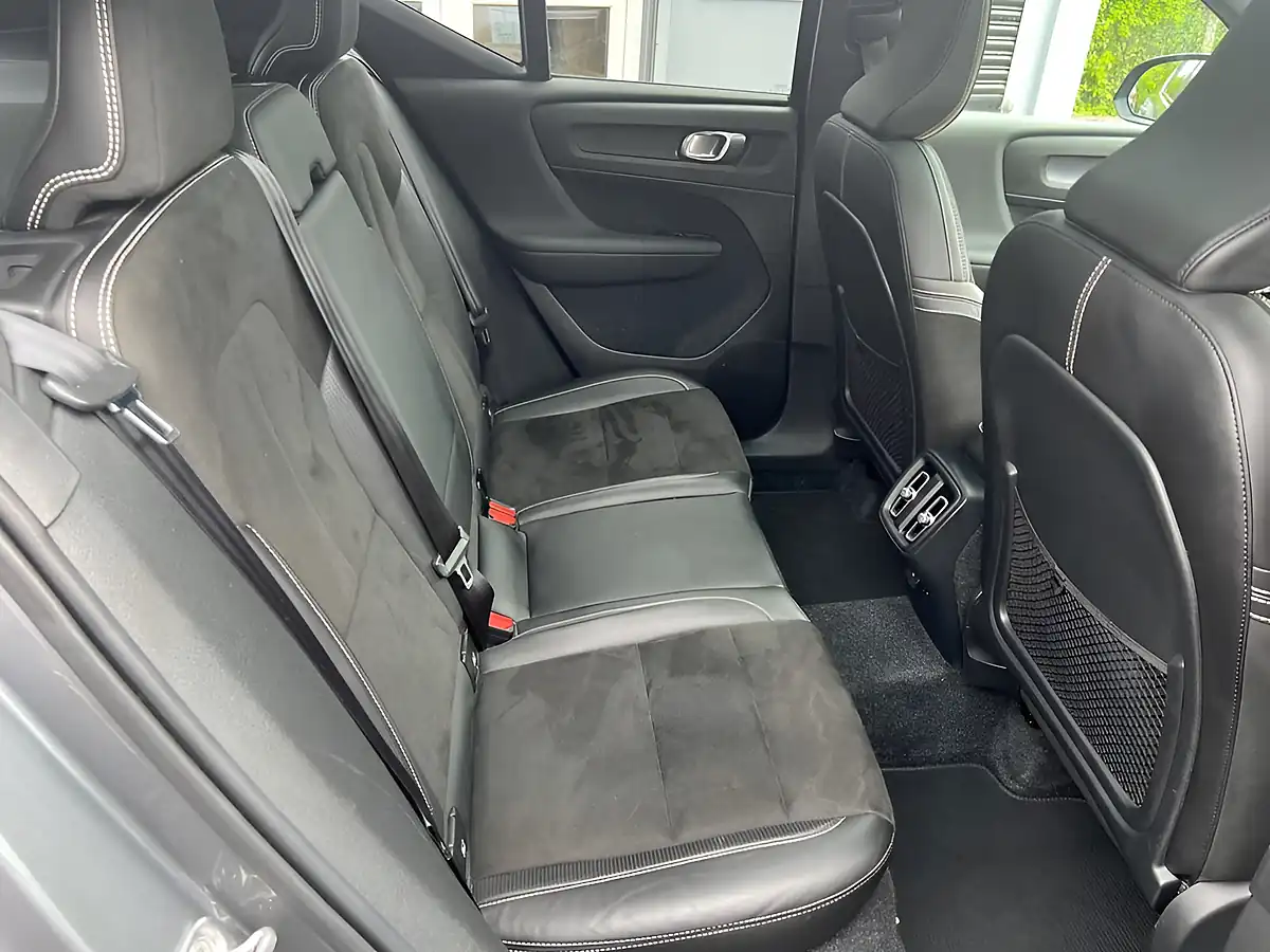 Used 2018 Volvo XC40 First Edition Grey - Interior and Exterior details 20