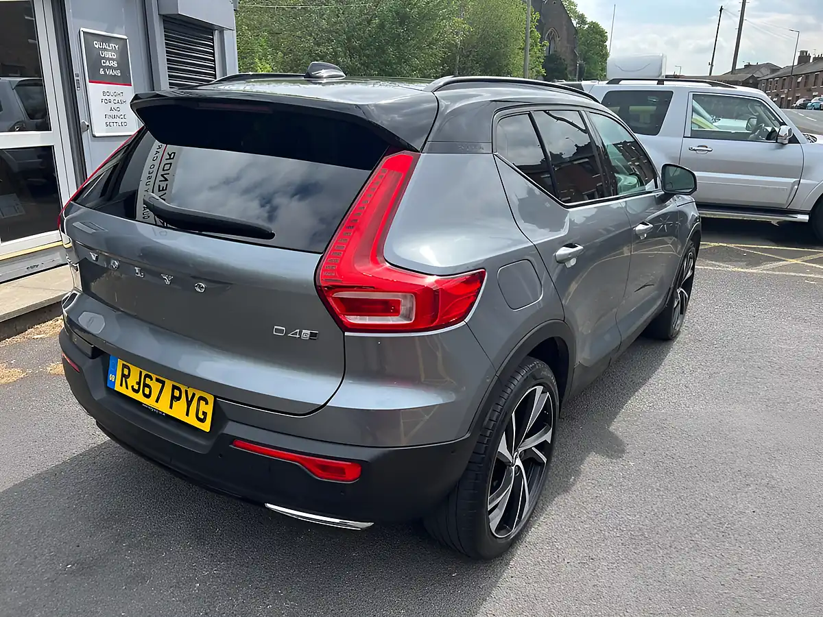 Used 2018 Volvo XC40 First Edition Grey - Interior and Exterior details 7