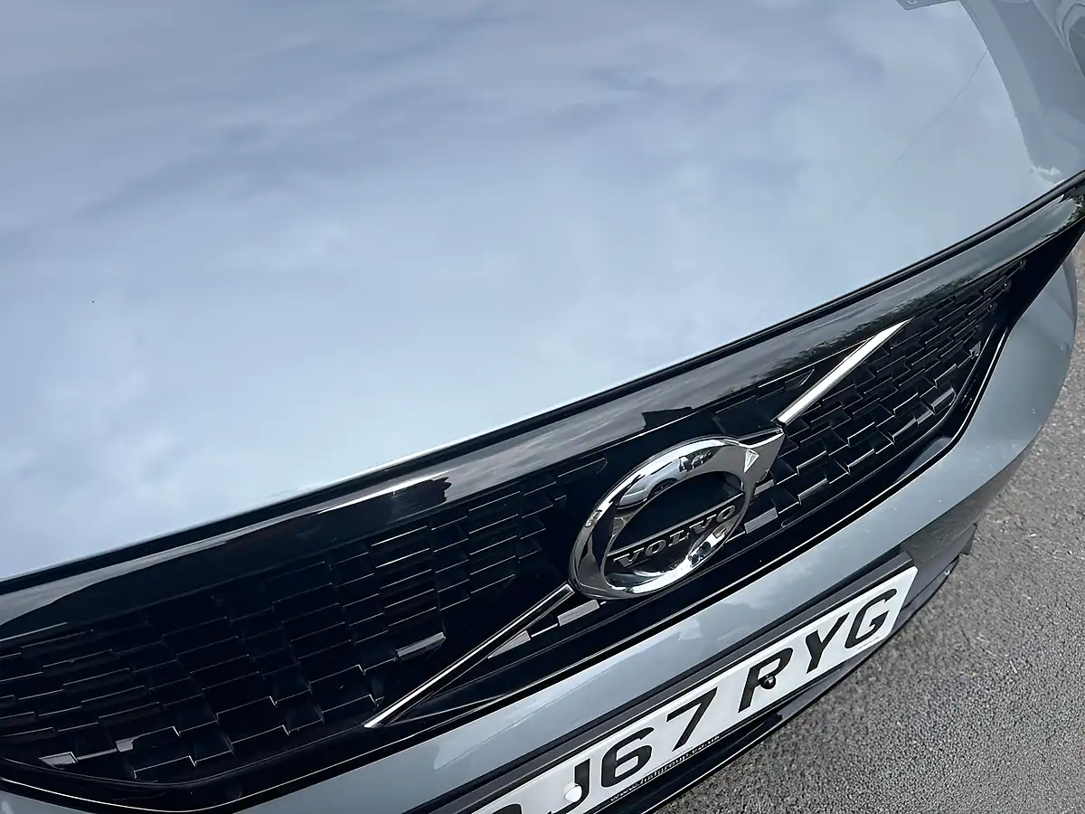 Used 2018 Volvo XC40 First Edition Grey - Interior and Exterior details 9