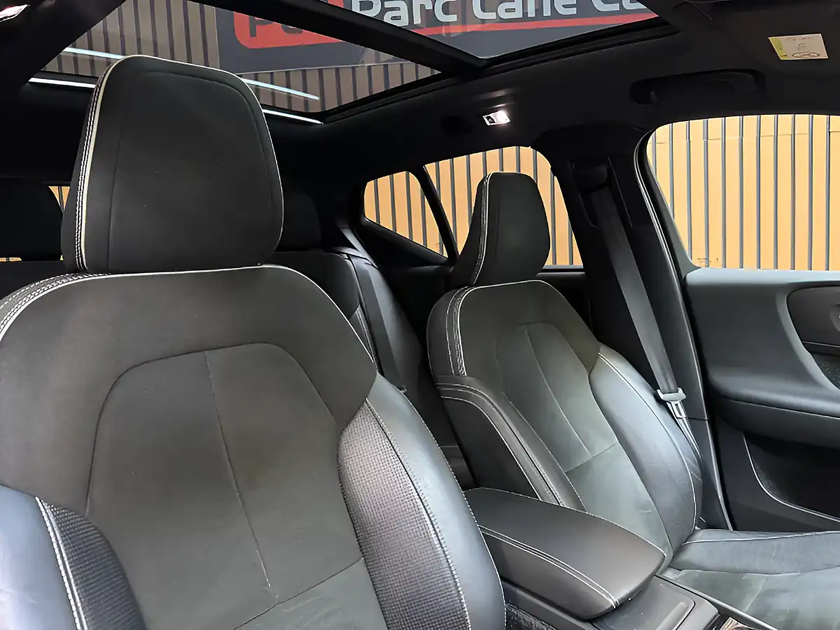 Used 2018 Volvo XC40 First Edition Grey - Interior and Exterior details 18