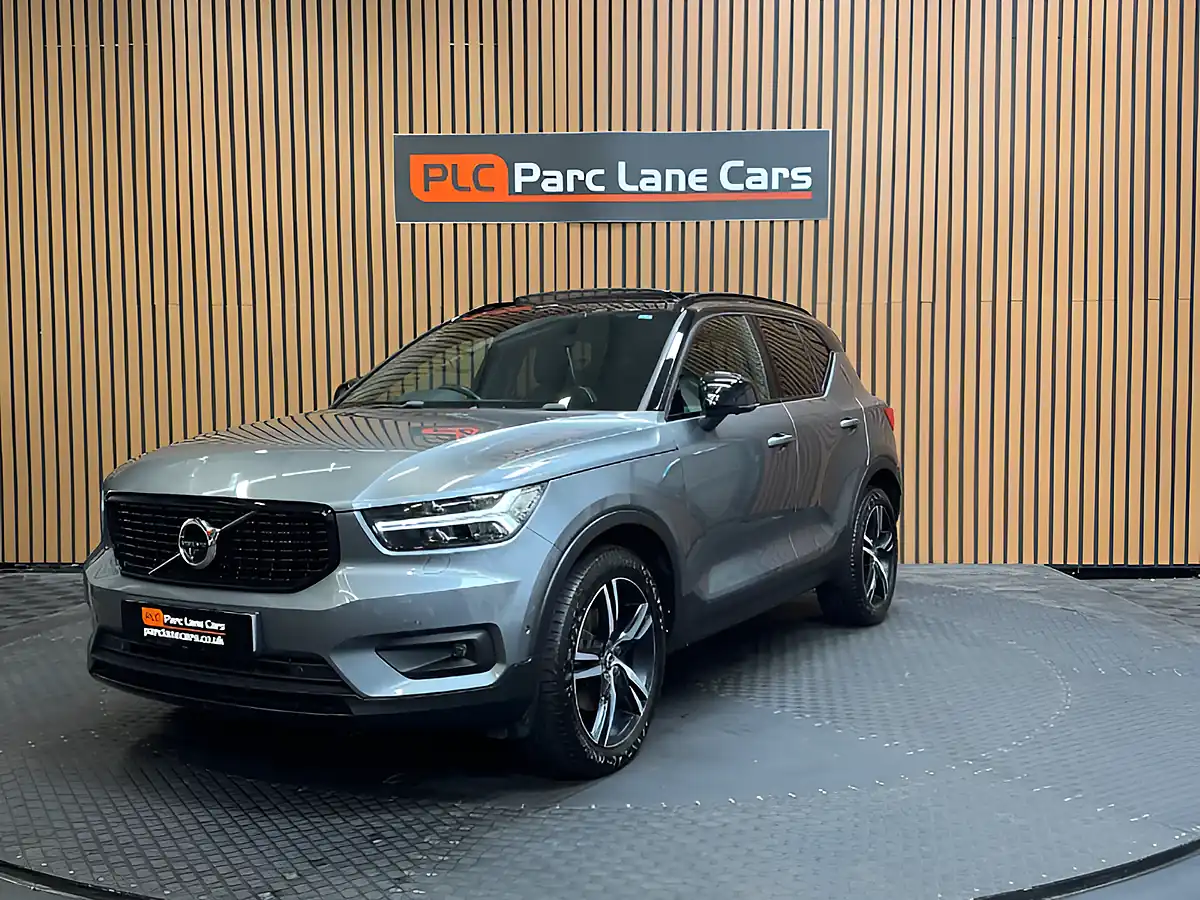Used 2018 Volvo XC40 First Edition Grey - Interior and Exterior details 8