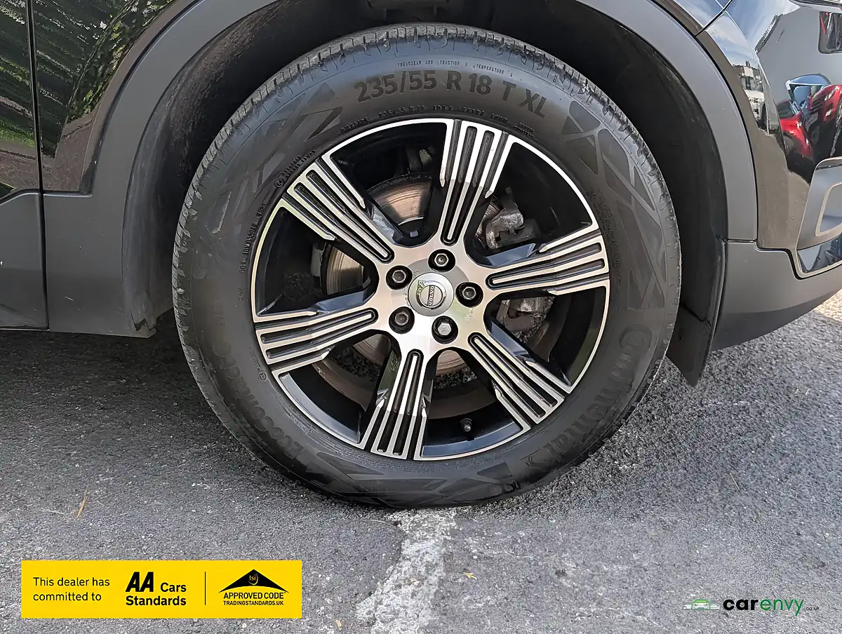 Used 2018 Volvo XC40 Inscription Onyx Black - Interior and Exterior details 19