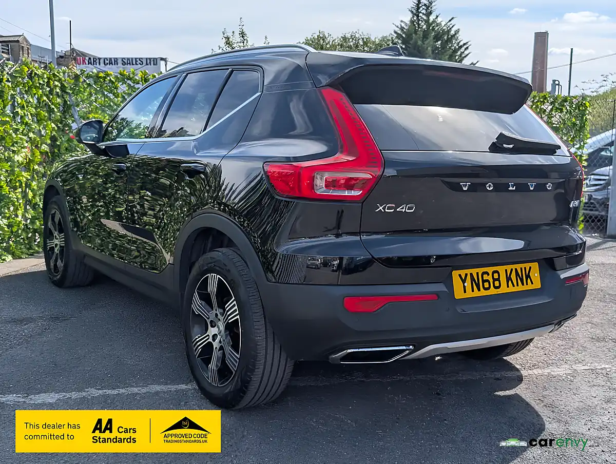 Used 2018 Volvo XC40 Inscription Onyx Black - Interior and Exterior details 9