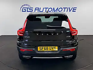 Used 2018 Volvo XC40 Inscription Onyx Black - Interior and Exterior details 10