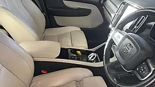 Used 2018 Volvo XC40 Inscription Pro Grey - Interior and Exterior details 14