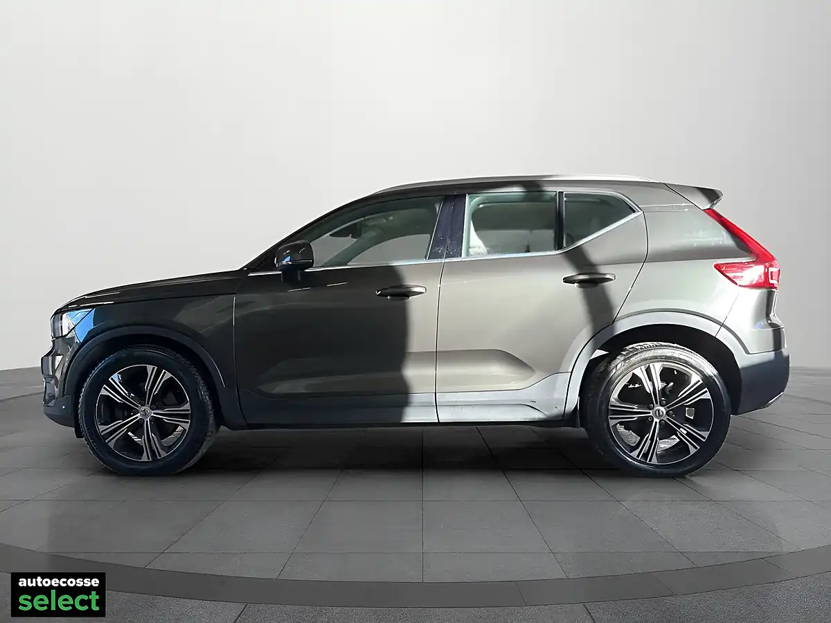 Used 2018 Volvo XC40 Inscription Pro Grey - Interior and Exterior details 6