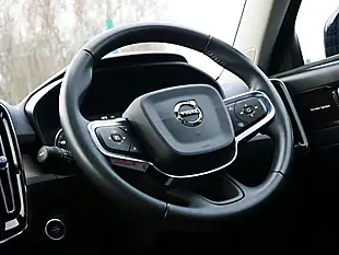 Used 2018 Volvo XC40 Inscription Pro Onyx Black - Interior and Exterior details 17