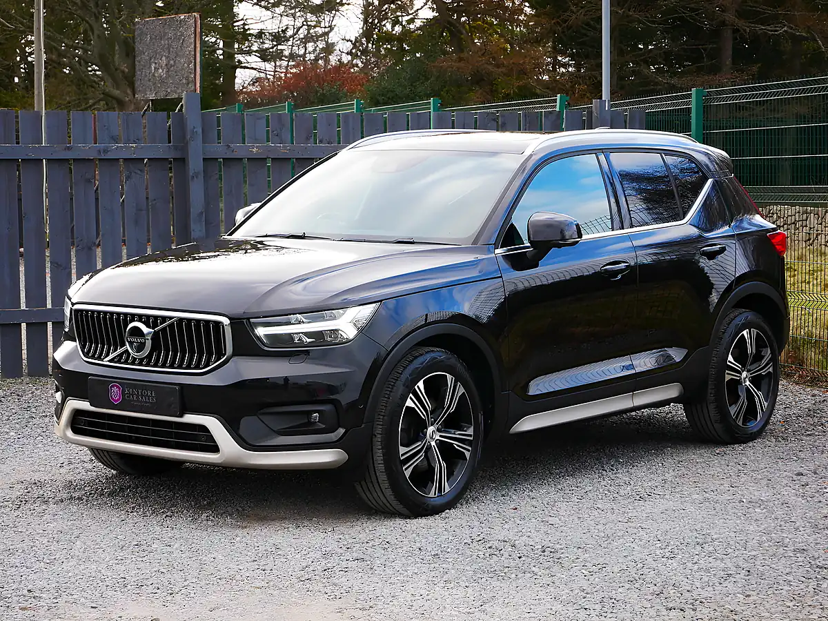 Used 2018 Volvo XC40 Inscription Pro Onyx Black - Interior and Exterior details 4