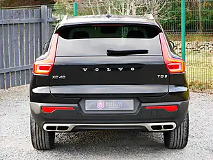 Used 2018 Volvo XC40 Inscription Pro Onyx Black - Interior and Exterior details 8