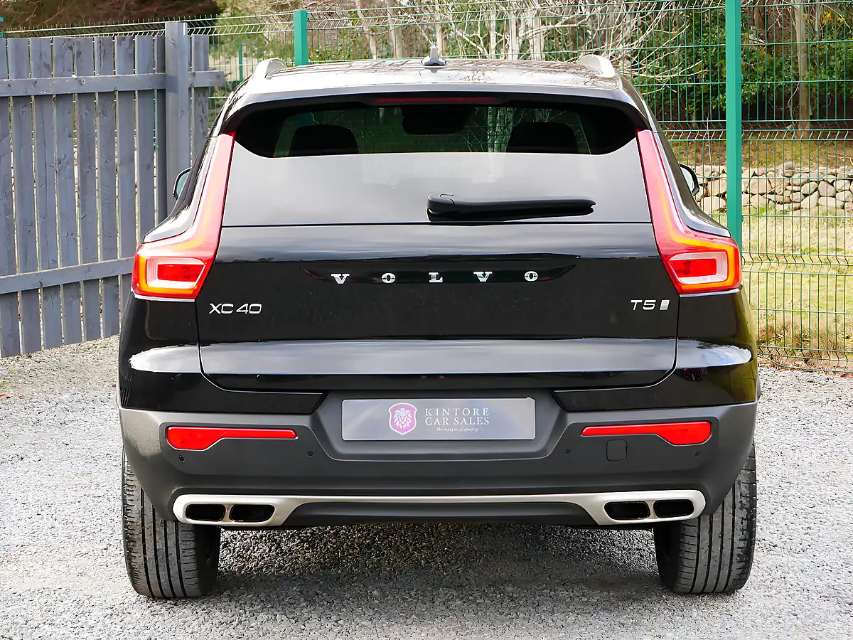 Used 2018 Volvo XC40 Inscription Pro Onyx Black - Interior and Exterior details 8