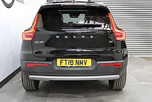 Used 2018 Volvo XC40 Momentum Black - Interior and Exterior details 10