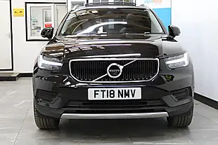 Used 2018 Volvo XC40 Momentum Black - Interior and Exterior details 4