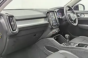 Used 2018 Volvo XC40 Momentum Black - Interior and Exterior details 19