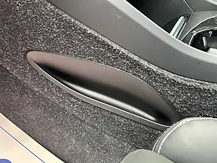 Used 2018 Volvo XC40 R-Design Grey - Interior and Exterior details 13