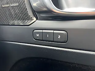 Used 2018 Volvo XC40 R-Design Grey - Interior and Exterior details 14