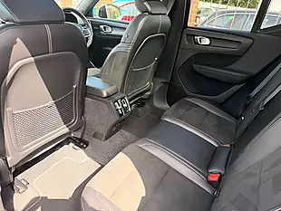 Used 2018 Volvo XC40 R-Design White - Interior and Exterior details 11