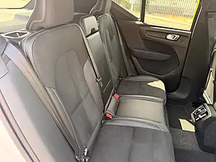 Used 2018 Volvo XC40 R-Design White - Interior and Exterior details 14