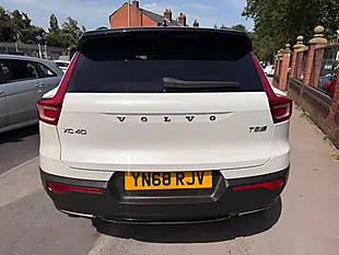 Used 2018 Volvo XC40 R-Design White - Interior and Exterior details 8