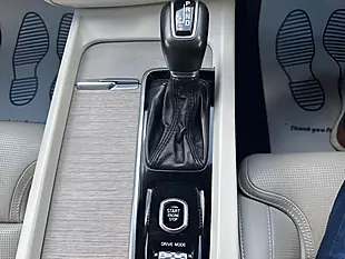 Used 2018 Volvo XC60 Inscription Blue - Interior and Exterior details 17