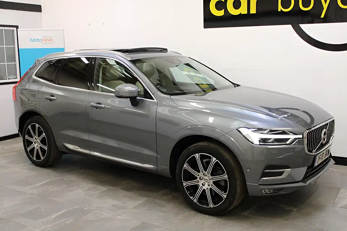 Used 2018 Volvo XC60 Inscription Grey - Interior and Exterior details 5