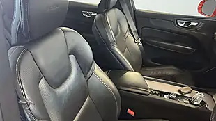 Used 2018 Volvo XC60 Inscription Pro Fusion Red - Interior and Exterior details 20