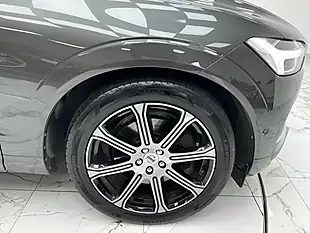 Used 2018 Volvo XC60 Inscription Pro Pine Grey - Interior and Exterior details 17
